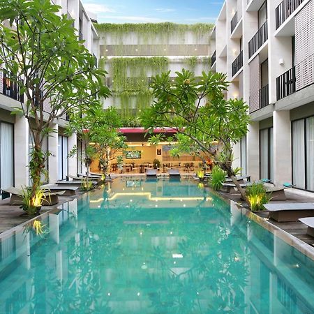 Hotel Terrace At Kuta Legian  Exterior photo