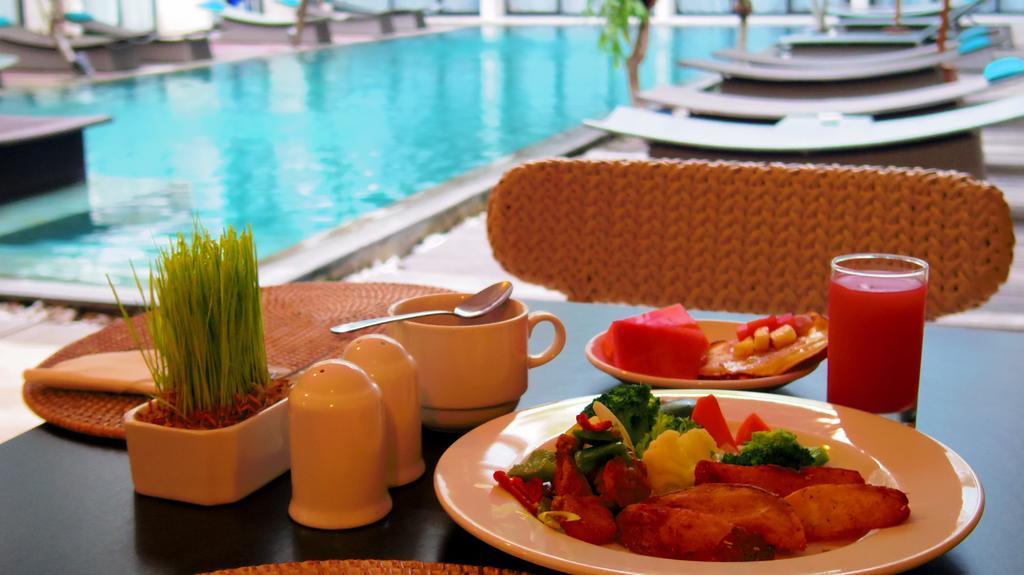 Hotel Terrace At Kuta Legian  Exterior photo