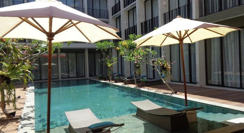 Hotel Terrace At Kuta Legian  Exterior photo