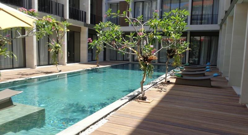 Hotel Terrace At Kuta Legian  Exterior photo