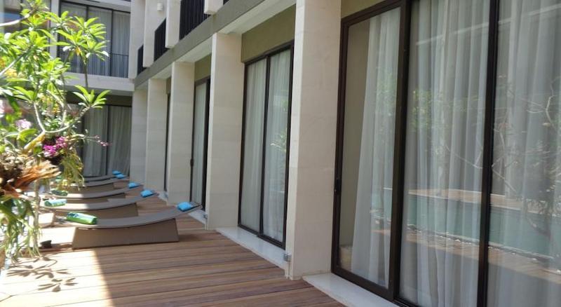 Hotel Terrace At Kuta Legian  Exterior photo