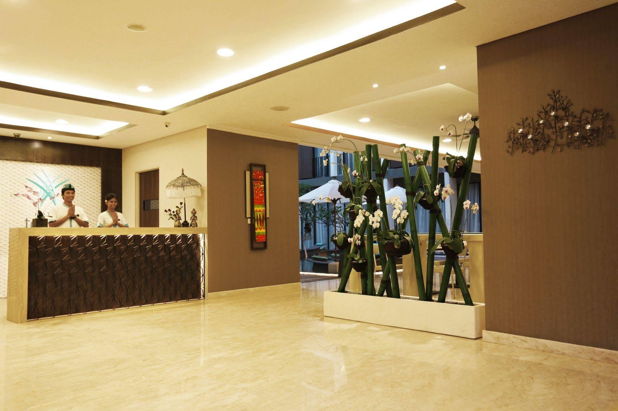 Hotel Terrace At Kuta Legian  Exterior photo