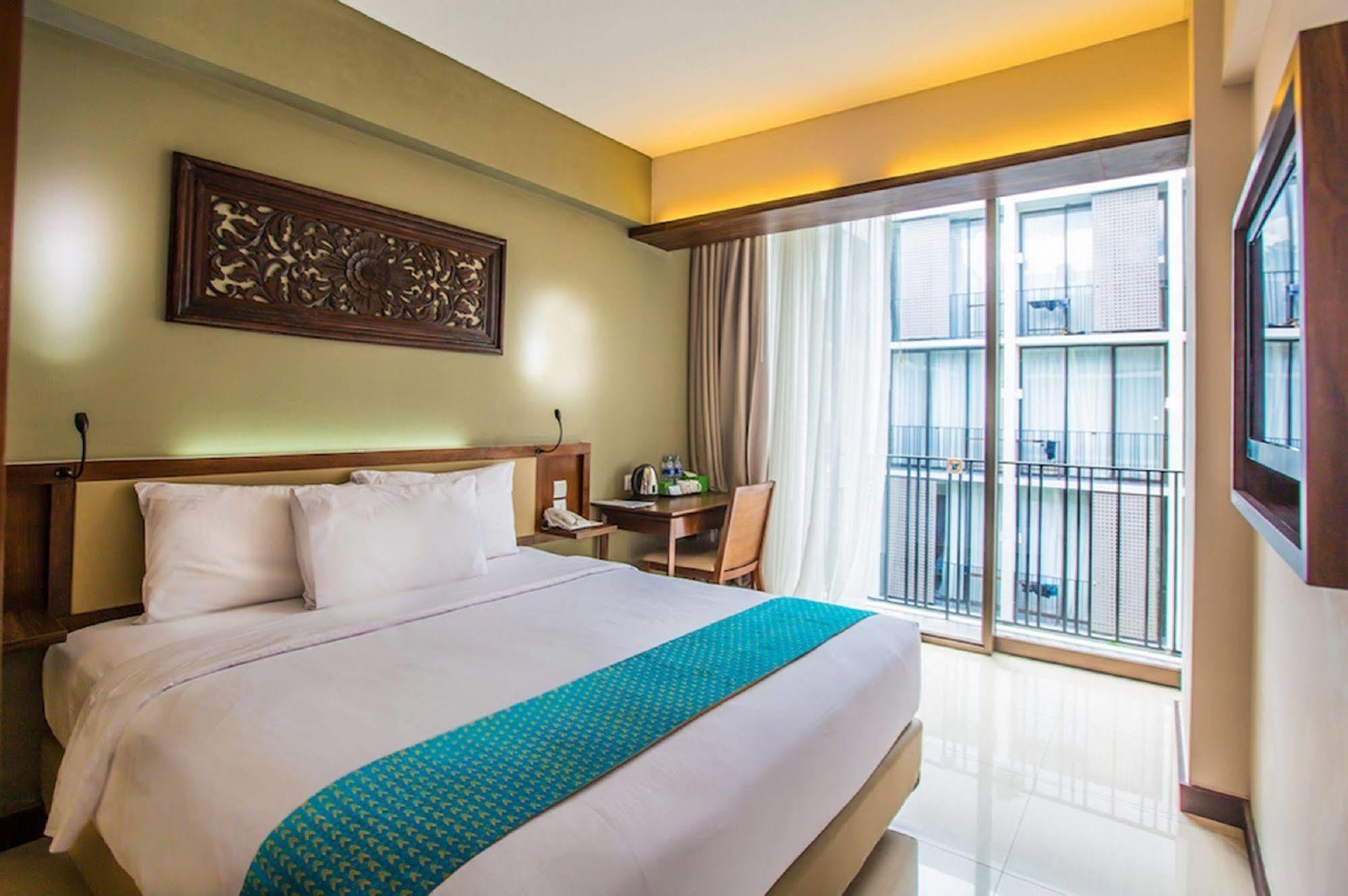 Hotel Terrace At Kuta Legian  Exterior photo