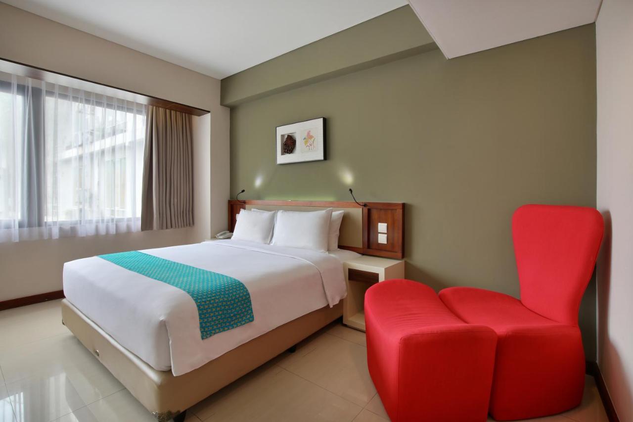Hotel Terrace At Kuta Legian  Exterior photo